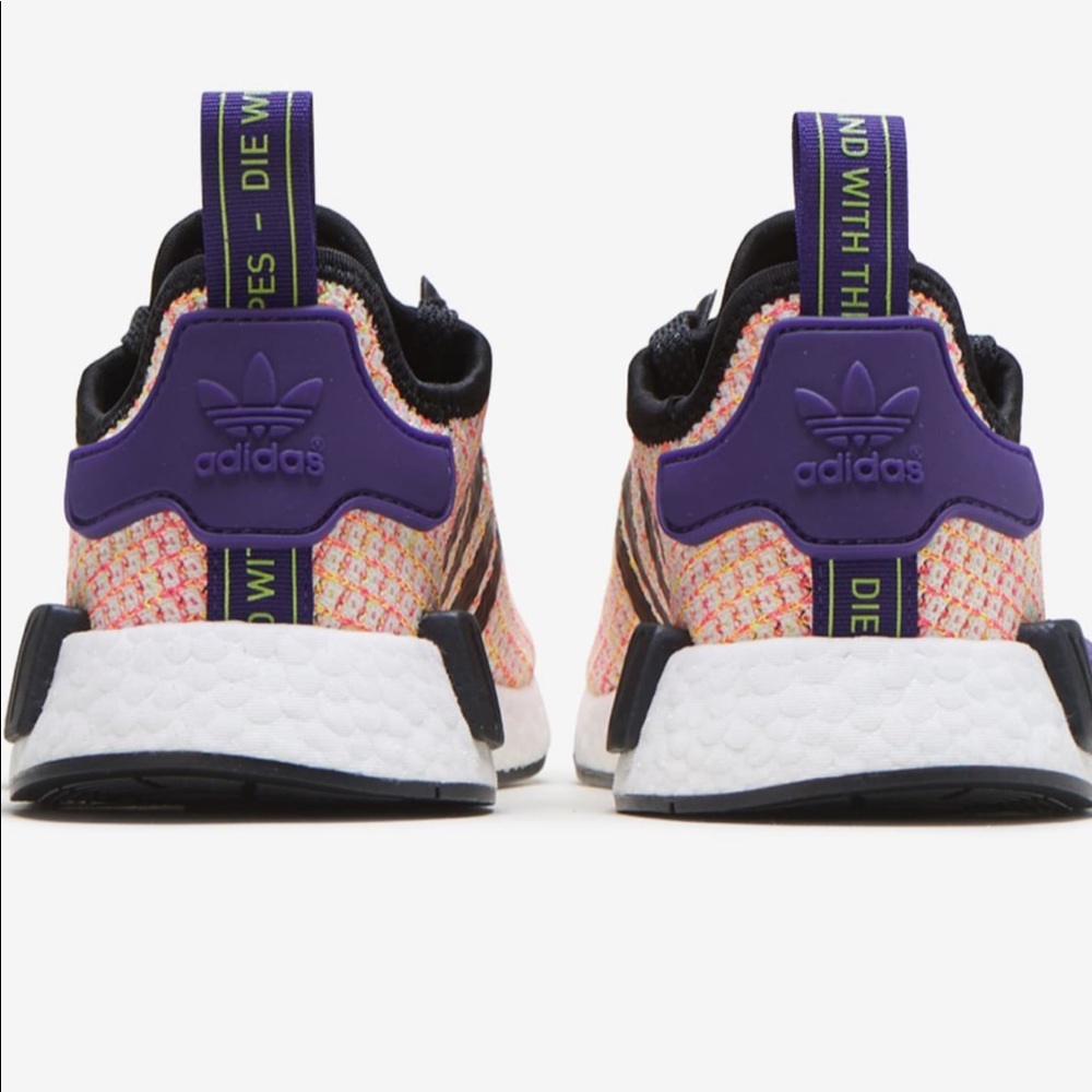 NWTđ Rare Adidas NMD R1 Solar Yellow - Picture 8 of 8